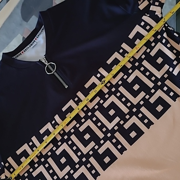 Athletic Suit ❤️ - Picture 2 of 8